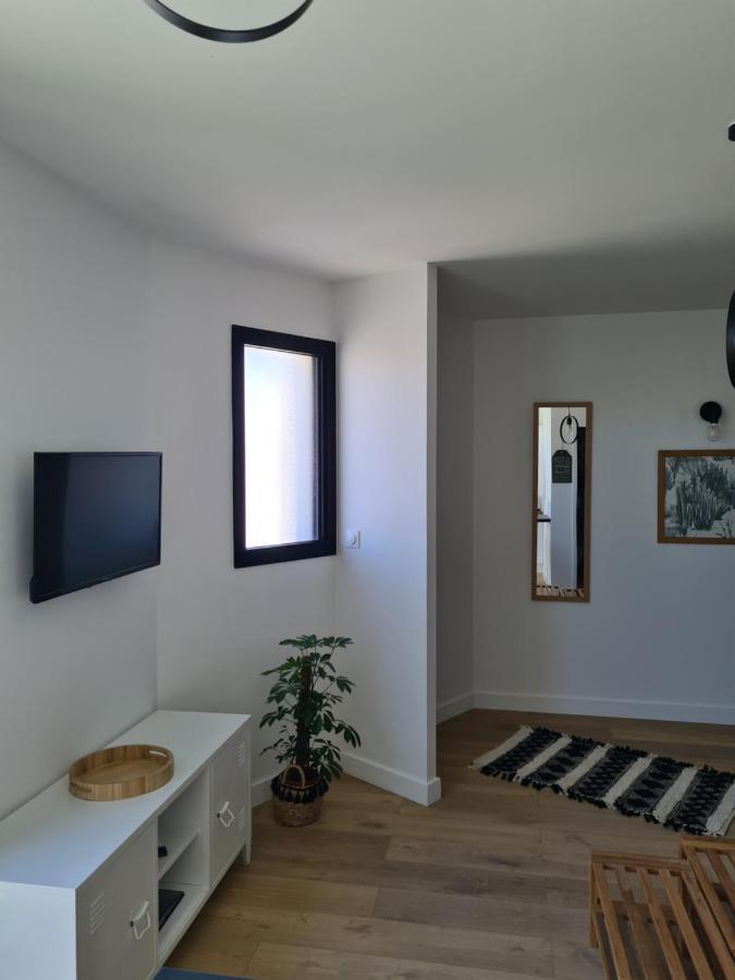 Апартаменты Location La Belle - La Rochelle B Экстерьер фото